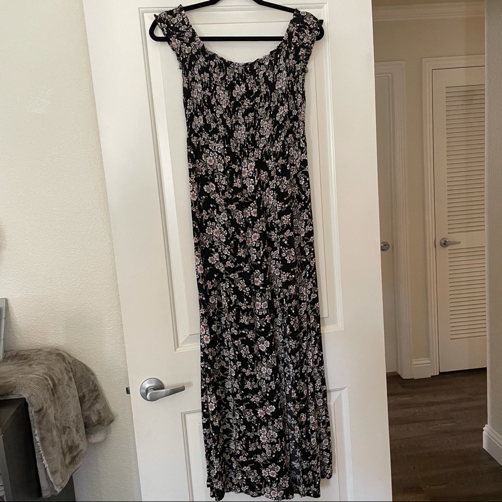 American Eagle Floral Slit Dress